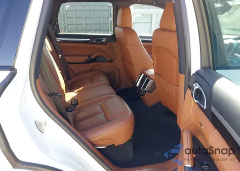 2017 Porsche Cayenne Platinum Edition из США, поврежденный, VIN WP1AA2A29HKA89482